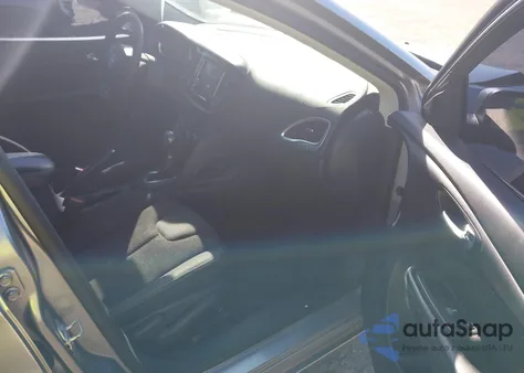 2016 Dodge Dart Sxt z USA, uszkodzony, nr VIN 1C3CDFBA4GD652508